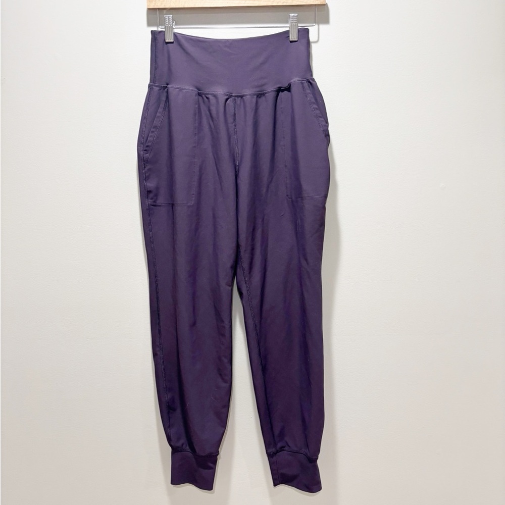 Old Navy Active High-Rise Joggers in Dark Purple Powersoft Size Medium